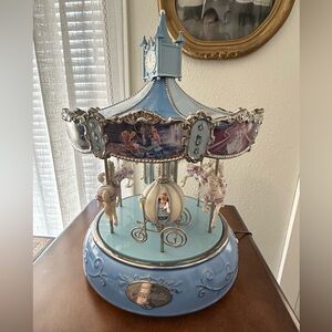 “Cinderella’s Enchanted Journey” Musical Carousel - 2005 Rotates, Plays, Lights